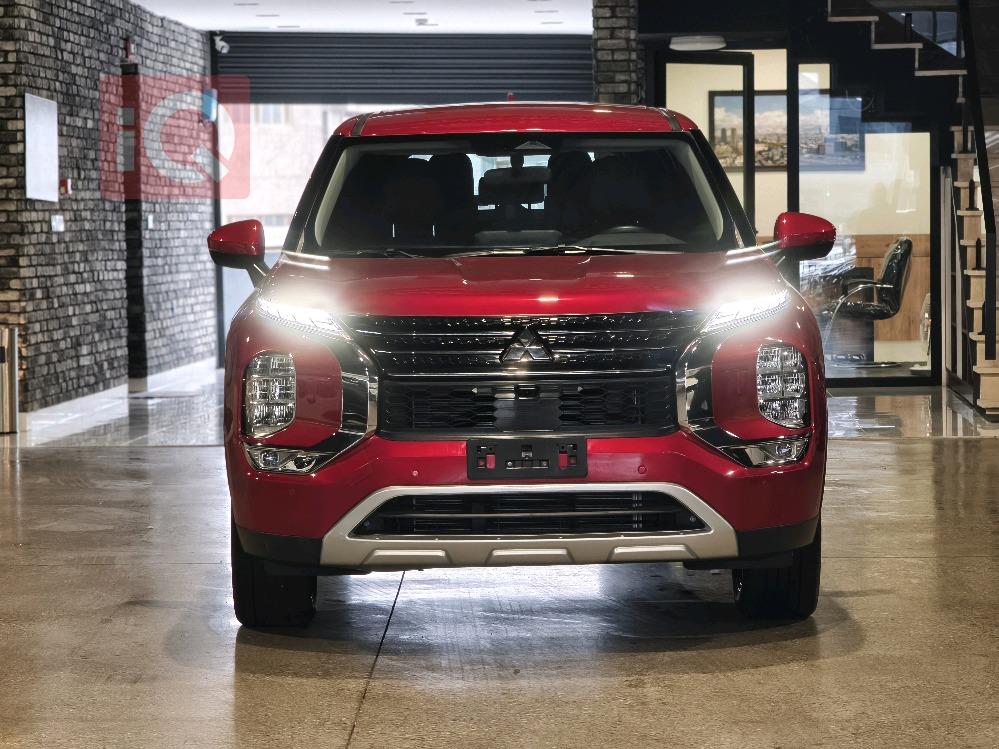 ميتسوبيشي اوتلاندر